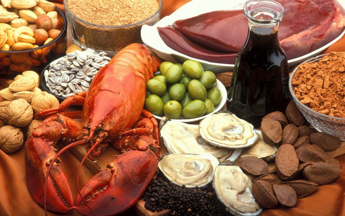 Bệnh nhân bị viêm họng thì có nên ăn hải sản không?