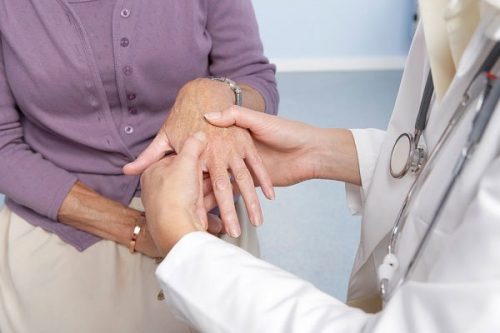 Tìm hiểu về bệnh lý sốt thấp khớp