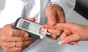 Tại sao lại mắc bệnh tiểu đường và ai nên đi khám xét nghiệm bệnh?