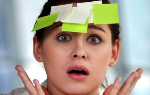 Nguyên nhân và triệu chứng của bệnh mất trí nhớ tạm thời