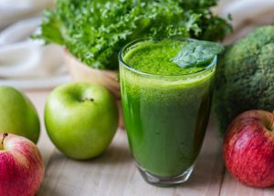 Uống một ly sinh tố rau xanh vào bữa sáng có điều gì bất ngờ?