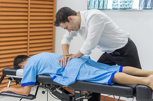 Phương pháp trị liệu nắn chỉnh cột sống