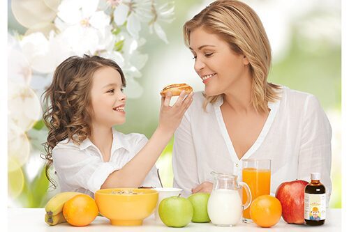Những thực phẩm nào bé nên ăn và không nên khi bị viêm họng?