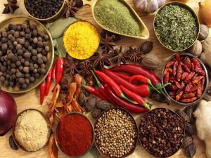 Người bị đau dạ dày nên hạn chế ăn thực phẩm cay nóng