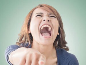 Trầm cảm cười: Một tình trạng rối loạn tinh thần tiềm ẩn