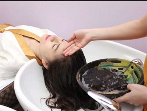 Chăm sóc tóc tự nhiên bằng bồ kết