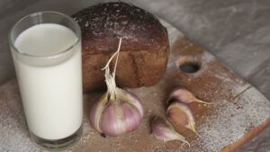 Phương thuốc “lạ” chữa bệnh thần kỳ của sữa tỏi