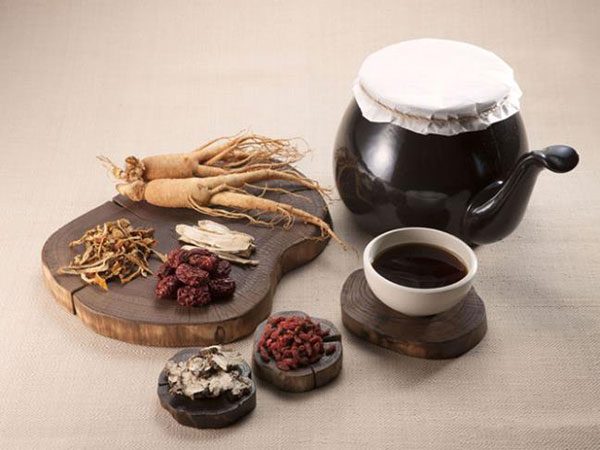 trị bệnh buồng trứng đa nang bằng các bài thuốc