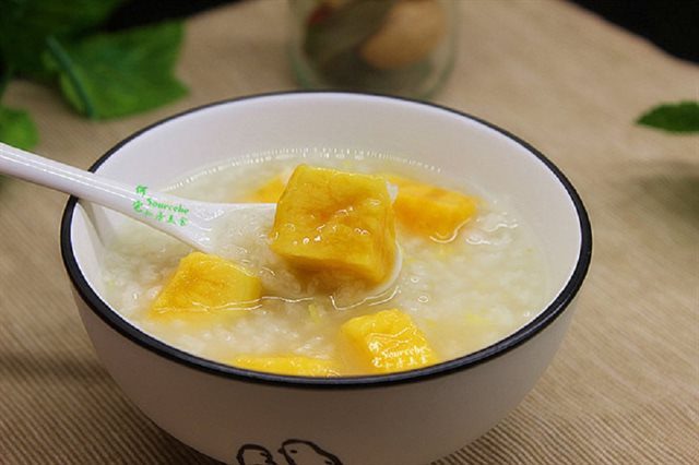 Cháo gạo khoai lang tốt cho bệnh nhân quáng gà
