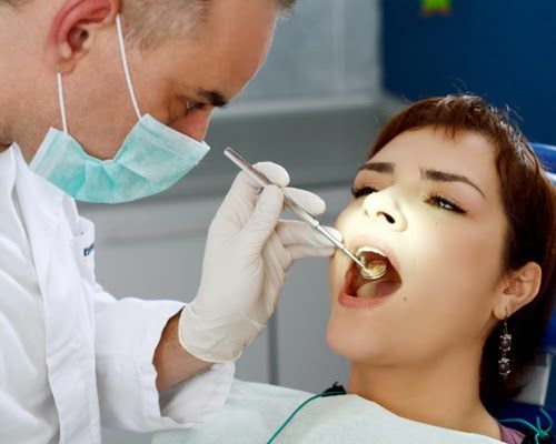 Trám răng mẹo đánh bay chứng ê buốt răng