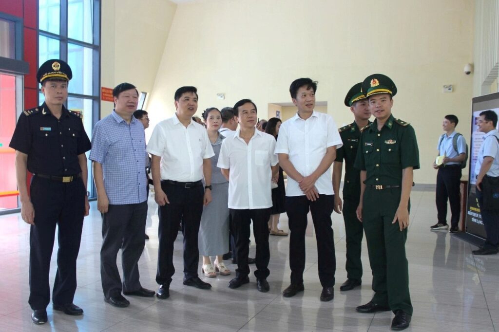 Cục Phòng bệnh kiểm tra công tác phòng, chống dịch bệnh Chikungunya tại Lạng Sơn 7 article 255