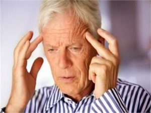 Người già thường mắc các bệnh thần kinh