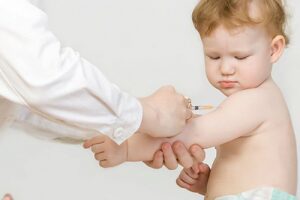 Dinh dưỡng cho trẻ sau tiêm phòng nên ăn gì tốt cho sức khỏe?