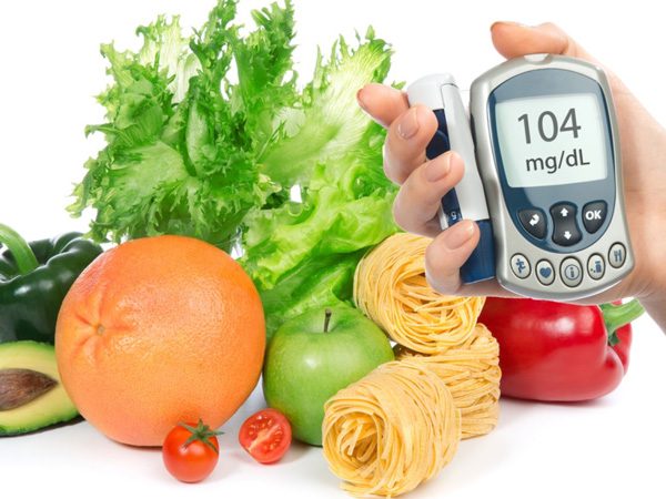 Bệnh nhân tiểu đường nên ăn nhiều rau xanh và hoa quả