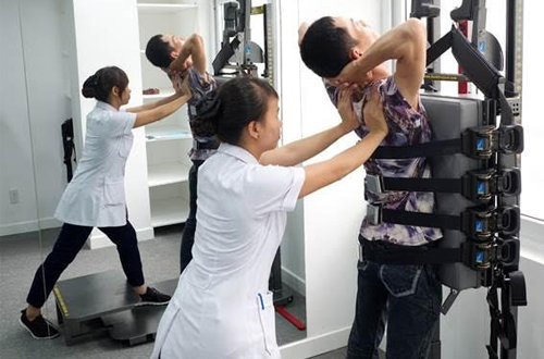 Vật lý trị liệu trong điều trị thoát vị đĩa đệm cột sống cổ