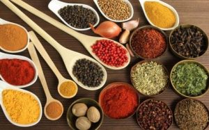 Giảng viên Y học cổ truyền lưu ý cho mọi người khi dùng Đông dược