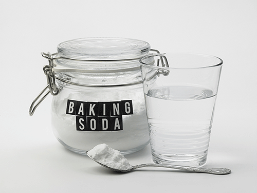 Sức miệng bằng baking soda giúp giảm nhiệt miệng hiệu quả