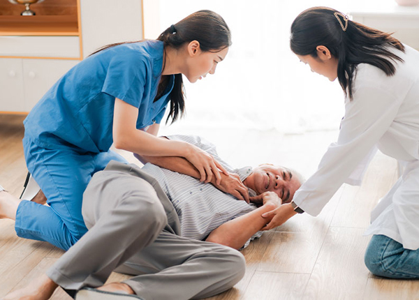 dau-hieu-nguy-hiem-cua-tang-huyet-ap-cap-cuu-can-dac-biet-luu-y-2-1 Tăng huyết áp cấp cứu là tình trạng nguy hiểm