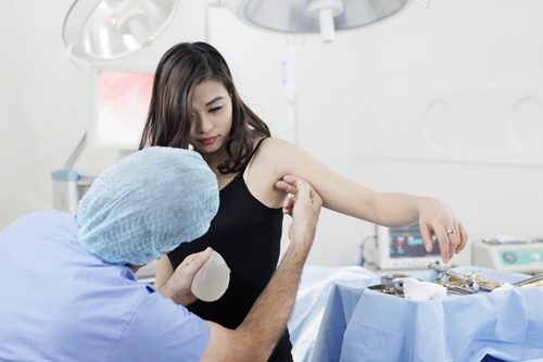 Bạn cần được tư vấn trực tiếp trước khi nâng ngực