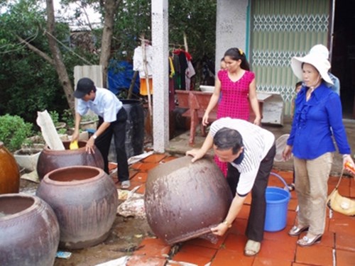 Vệ sinh nơi ở để phòng ngừa các dịch bệnh mùa mưa lũ