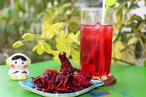 Tác hại đáng ngờ do lạm dụng trà Atiso bạn nên biết
