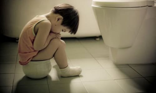 Cách điều trị bệnh táo bón mạn tính ở trẻ em