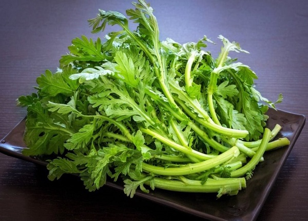 Rau tần ô không chỉ làm rau ăn, còn được xem là vị thuốc chữa bệnh hiệu quả