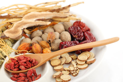 phuong-phap-chua-benh-mat-ngu-bang-bai-thuoc-y-hoc-co-truyen